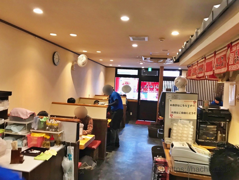 天神赤のれん　店内