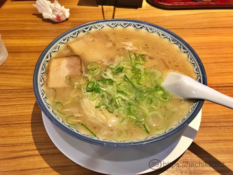 天神赤のれん　ラーメン