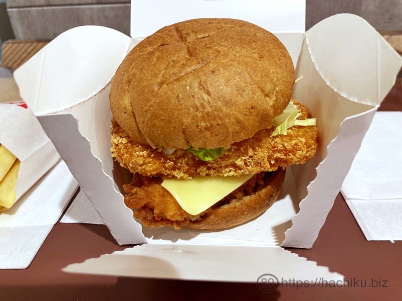 KFC DX chicken sand10